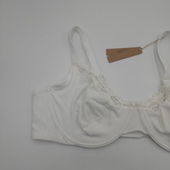 Skims Fits Everybody Lace Underwire Bra in Marble Size 44C - Picture 2 of 6